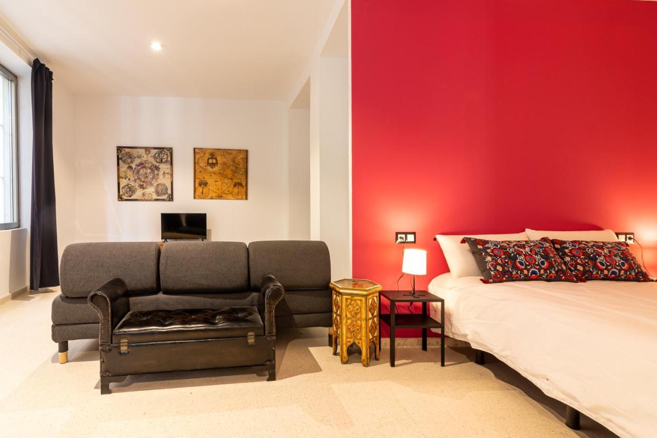 Saenz Suites Gallery By Bossh! Apartments Málaga Exterior foto